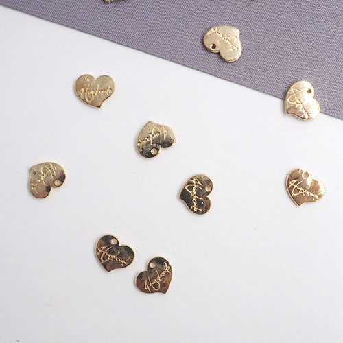 ハートチャーム<br><値下げ♥><br>9㎜x9㎜・gold<br> 10/100EA