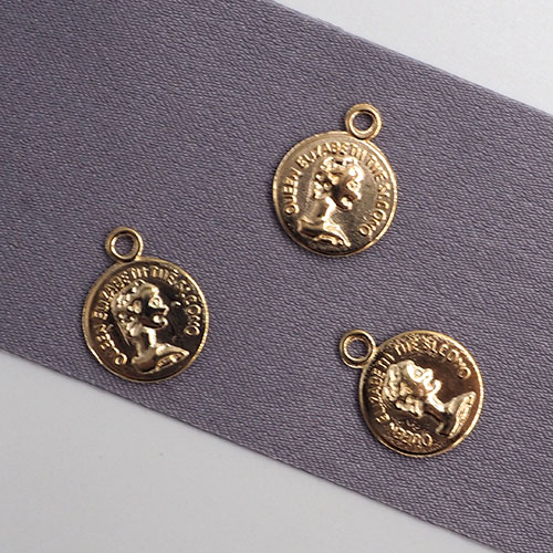 エリザベスチャーム<br><値下げ♥><br>11㎜x15㎜・gold<br>5/10EA