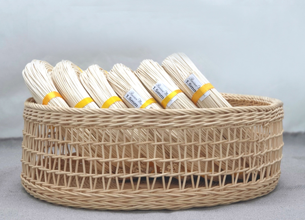 ラタン(籐) 丸芯 生成り 1.5mm 250g